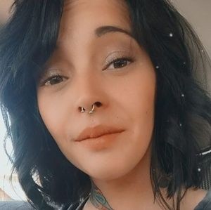 Meet your Posher, Celeste